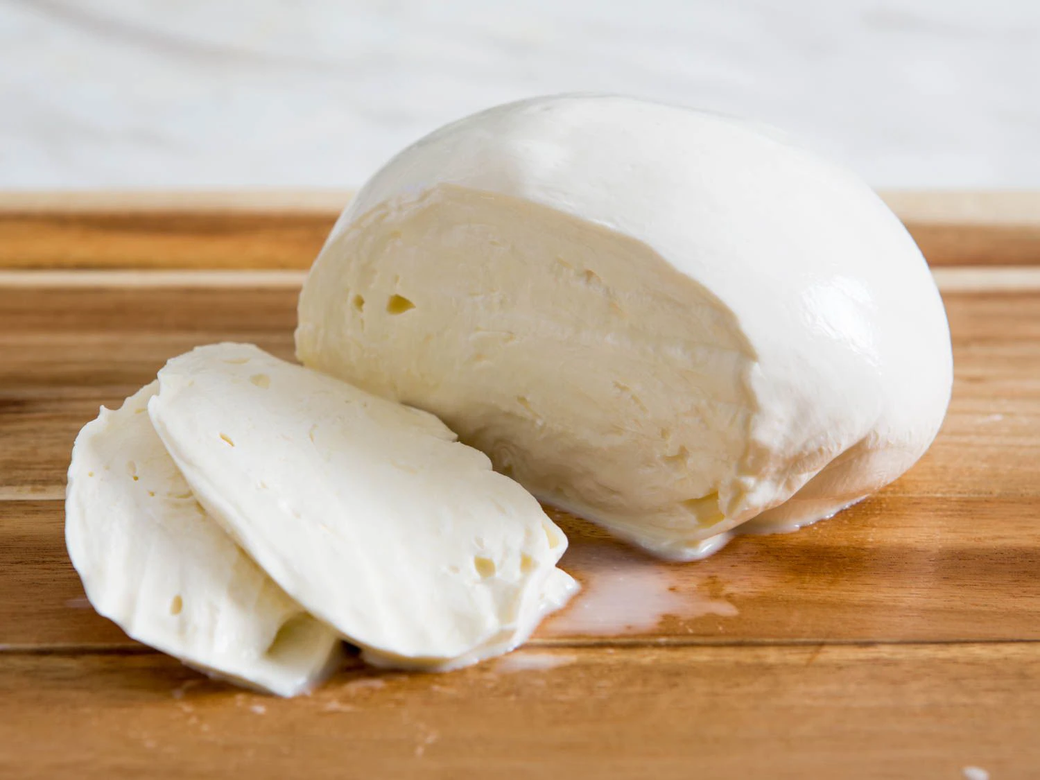 Mozzarella di Bufala: Prospețime în cea mai pură formă